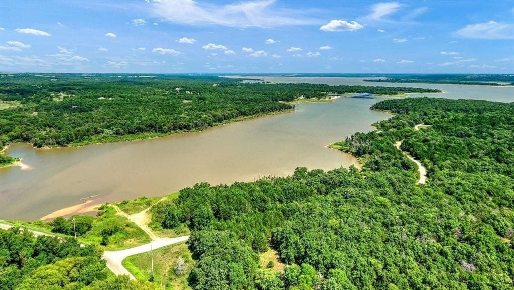 0.3 acres in Grayson County - photo 9