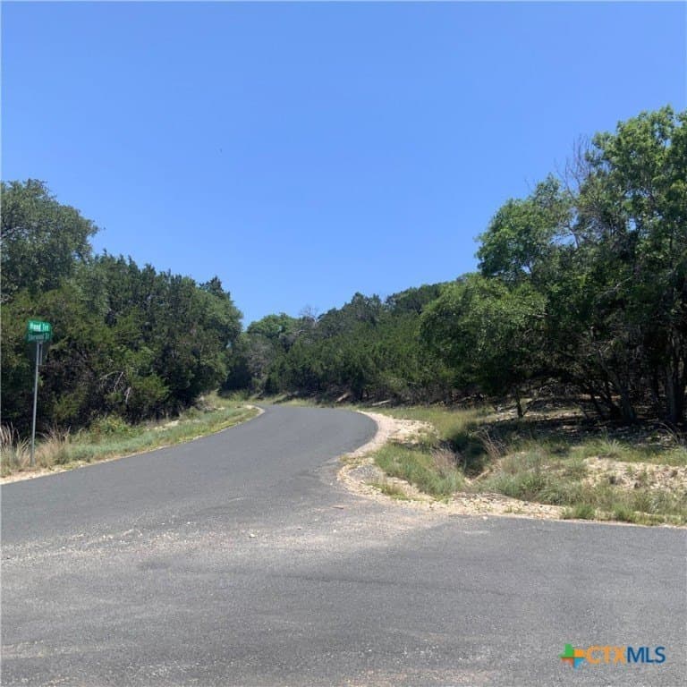0.33 acres in Bell County - photo 4