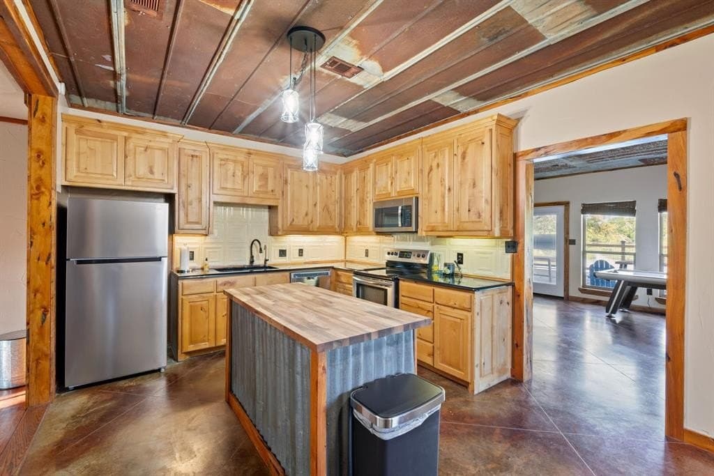 1.74 acres in Hood County - photo 26