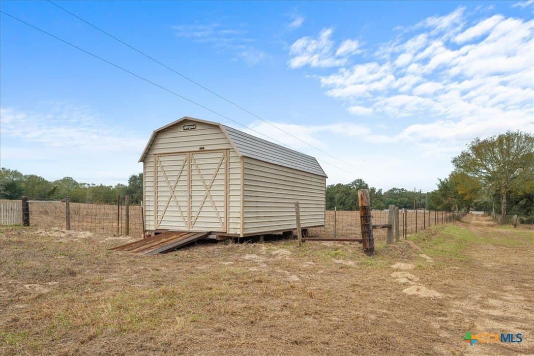 79.76 acres in Lavaca County - photo 18