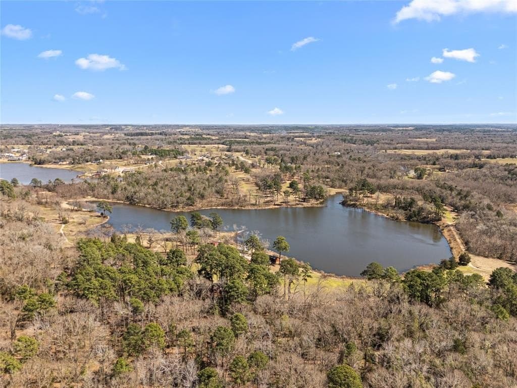 130 acres in Smith County - photo 4