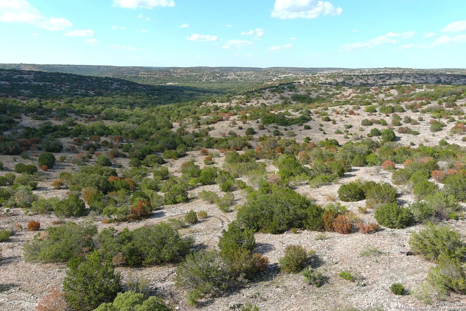 95 acres in Edwards County - photo 2
