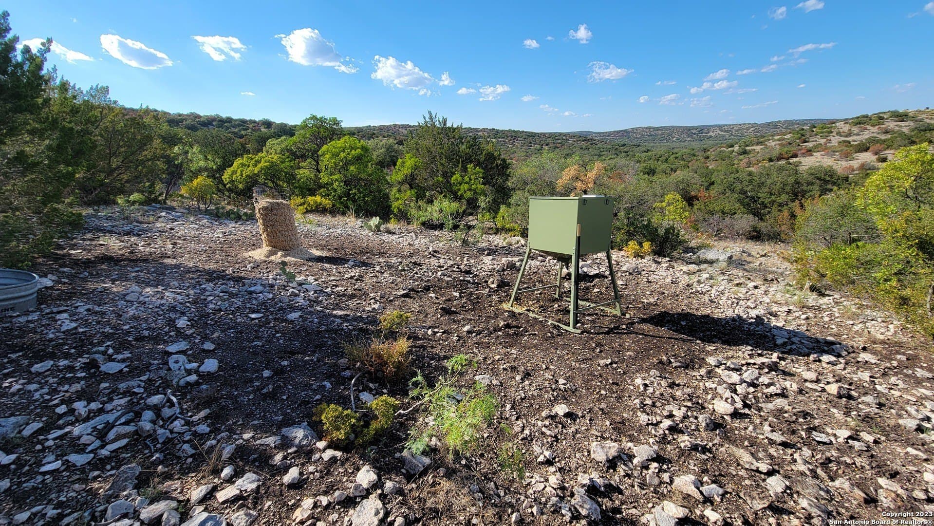 95 acres in Edwards County - photo 4