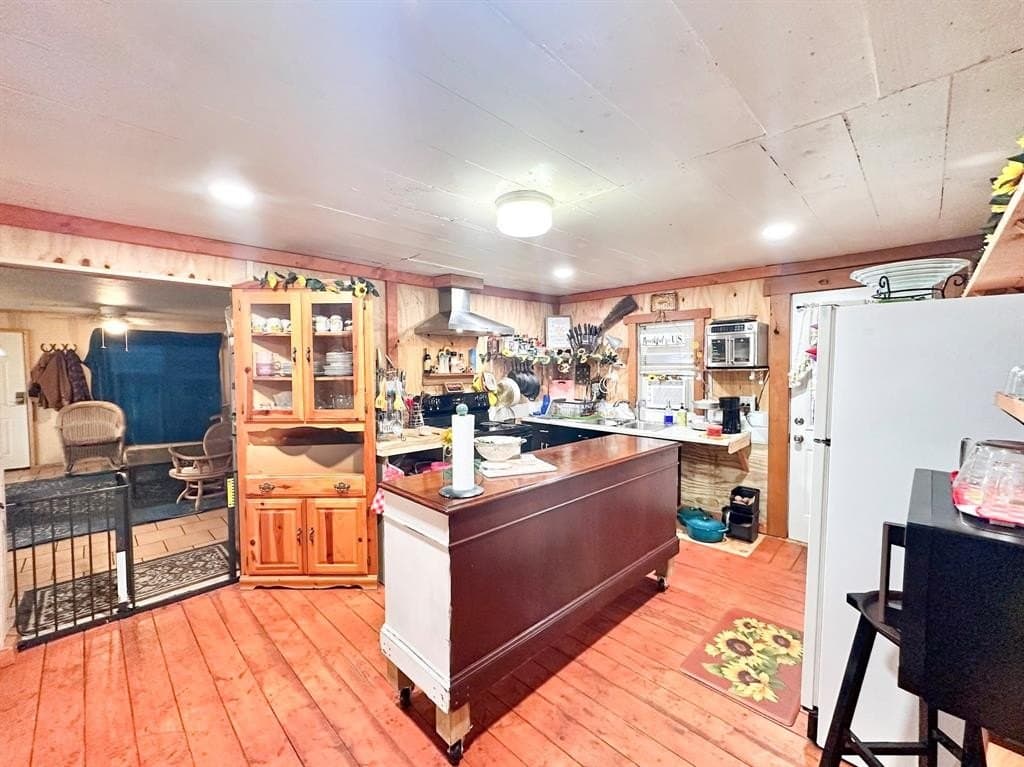 19.9 acres in Henderson County - photo 14