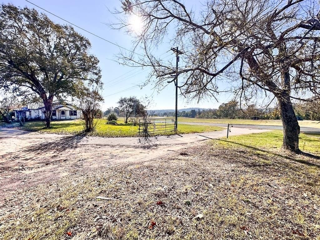 19.9 acres in Henderson County - photo 6