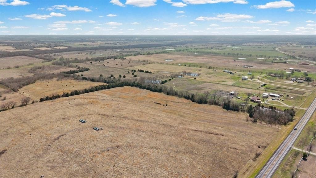 18.77 acres in Hunt County - photo 19