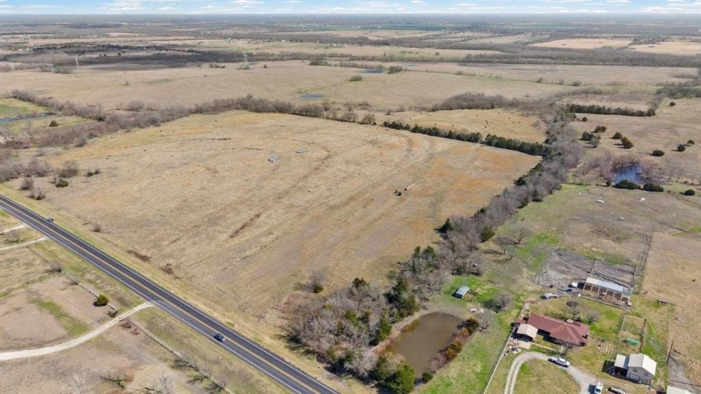 18.77 acres in Hunt County - photo 6