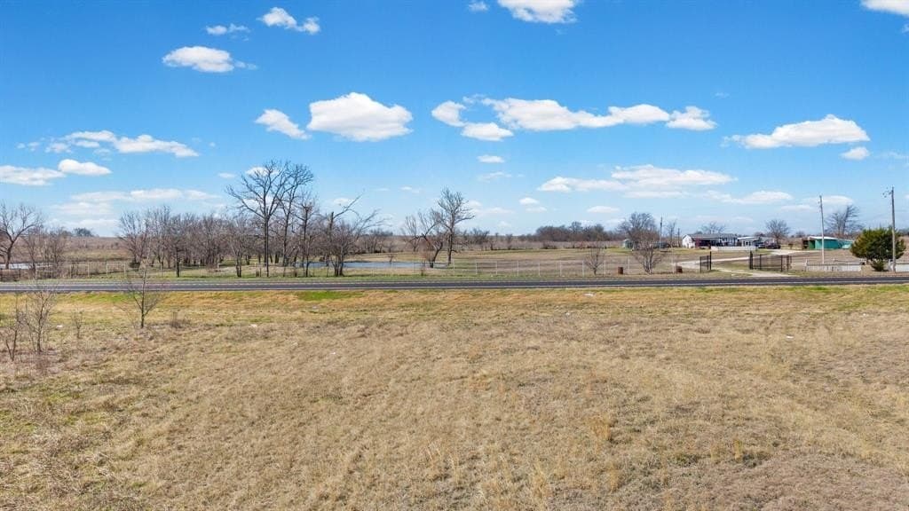 18.77 acres in Hunt County - photo 24