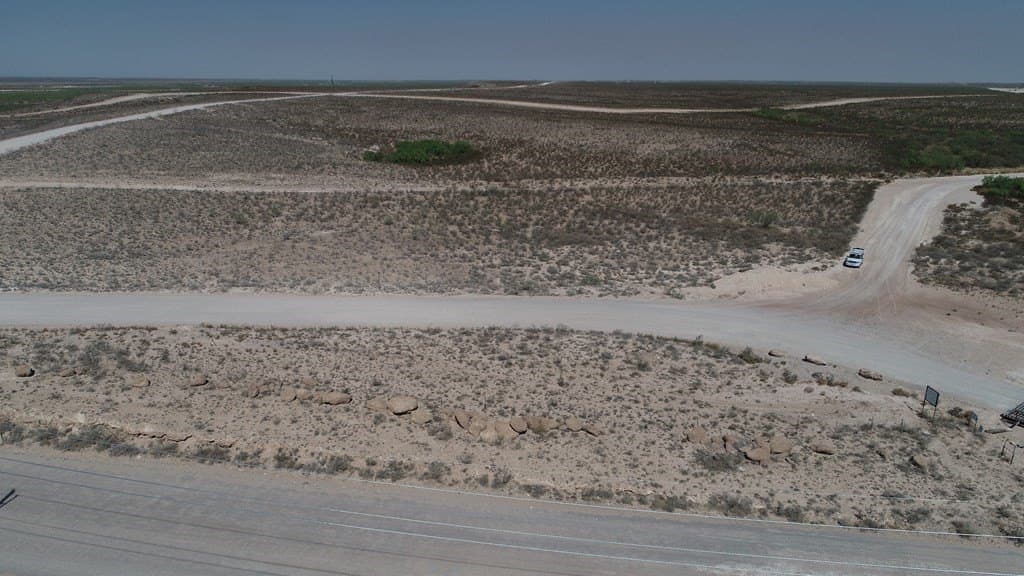 22.55 acres in Ward County - photo 4