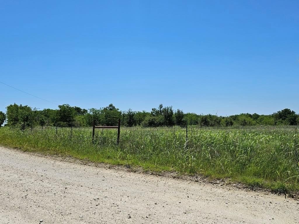13 acres in Hill County - photo 4