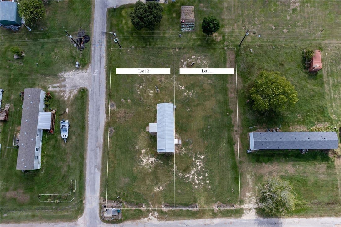0.16 acres in Calhoun County - photo 2