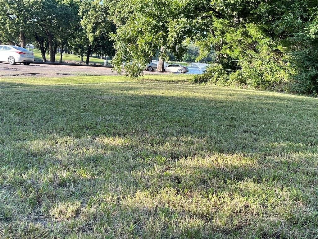 0.1 acres in Hunt County - photo 2