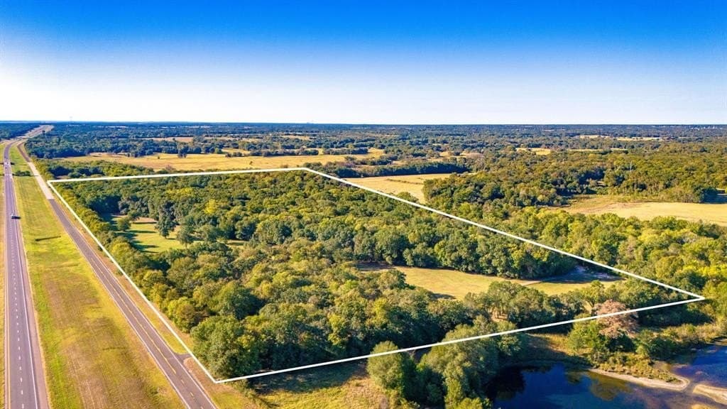60.68 acres in Freestone County - photo 2