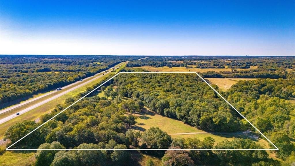60.68 acres in Freestone County - photo 4