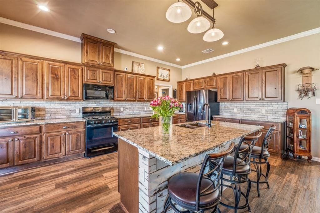 6560 County Road 132