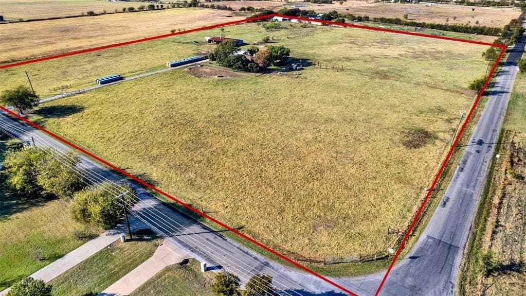 15 acres in Johnson County - photo 5