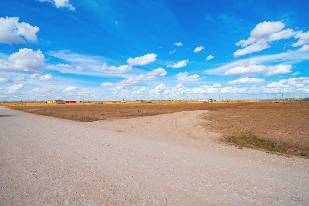 5.29 acres in Midland County - photo 10