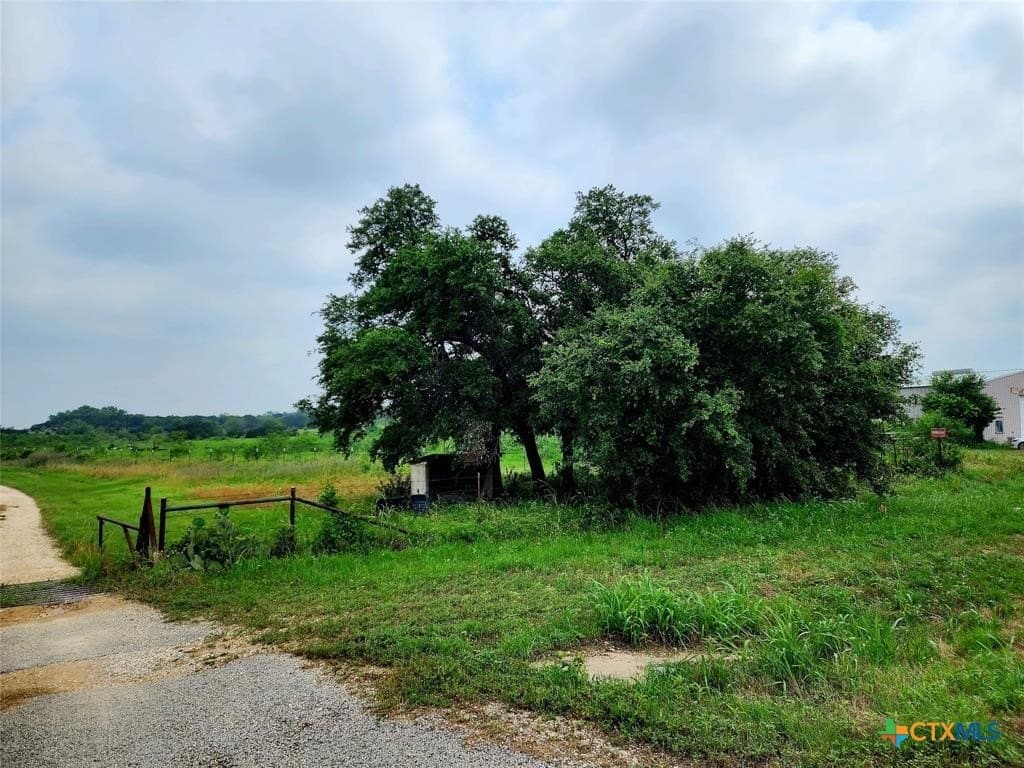 15 acres in Lampasas County - photo 11
