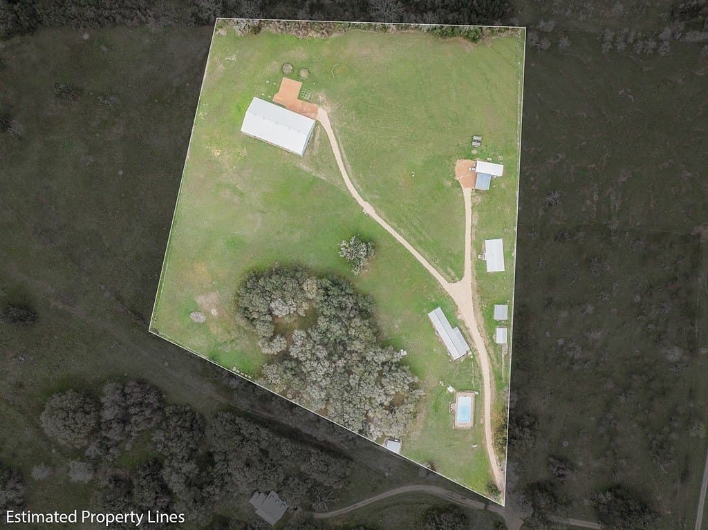 12.5 acres in Colorado County - photo 4
