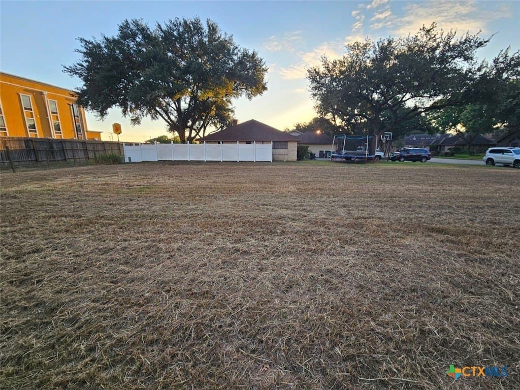 0.22 acres in Victoria County - photo 6