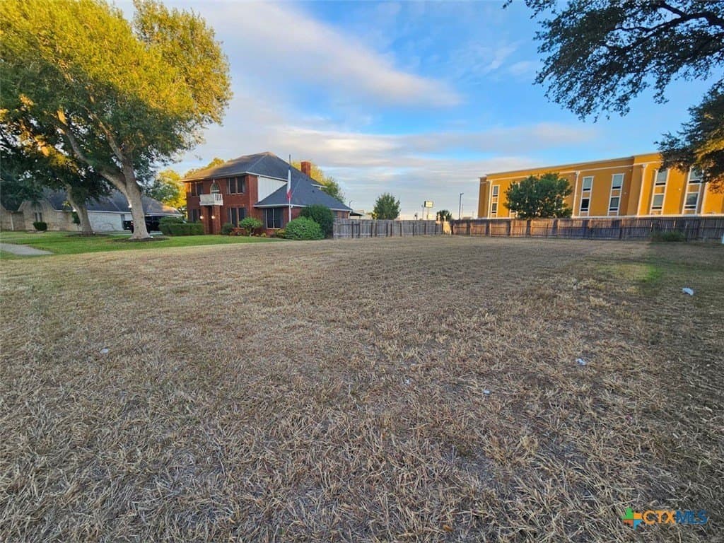 0.22 acres in Victoria County - photo 8
