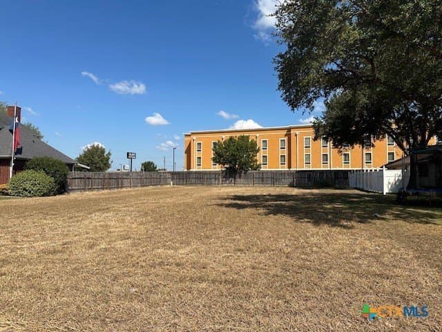 0.22 acres in Victoria County - photo 3