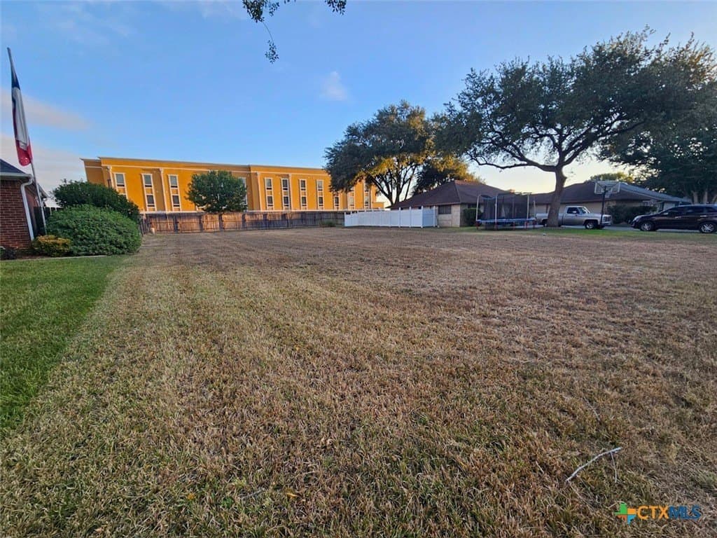 0.22 acres in Victoria County - photo 7