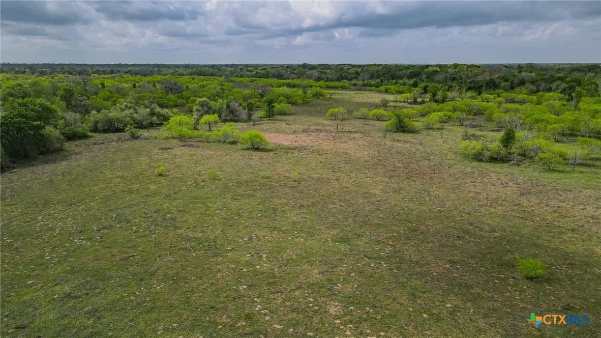 381 acres in Fayette County - photo 4