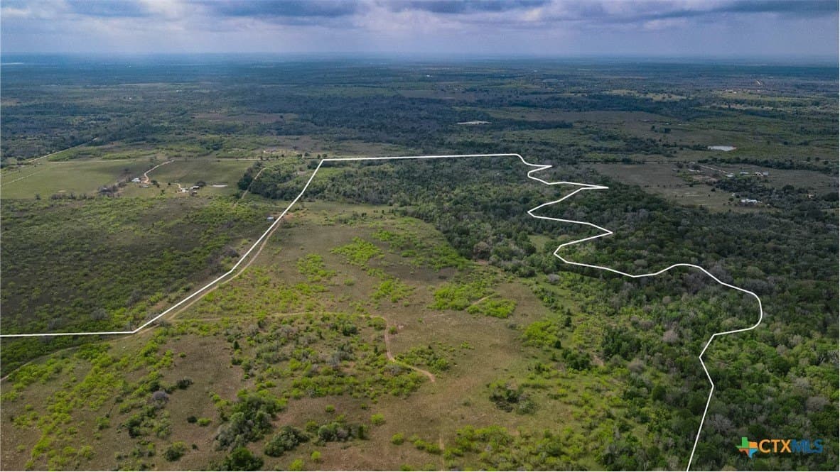 381 acres in Fayette County - photo 2