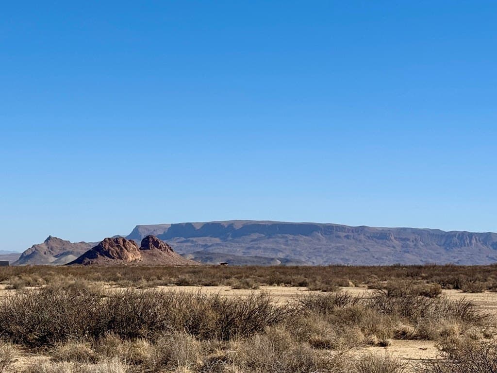 10 acres in Brewster County - photo 4