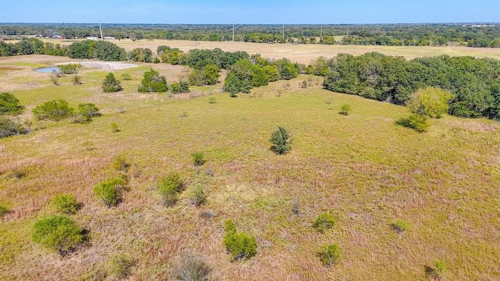 56.84 acres in Navarro County - photo 33
