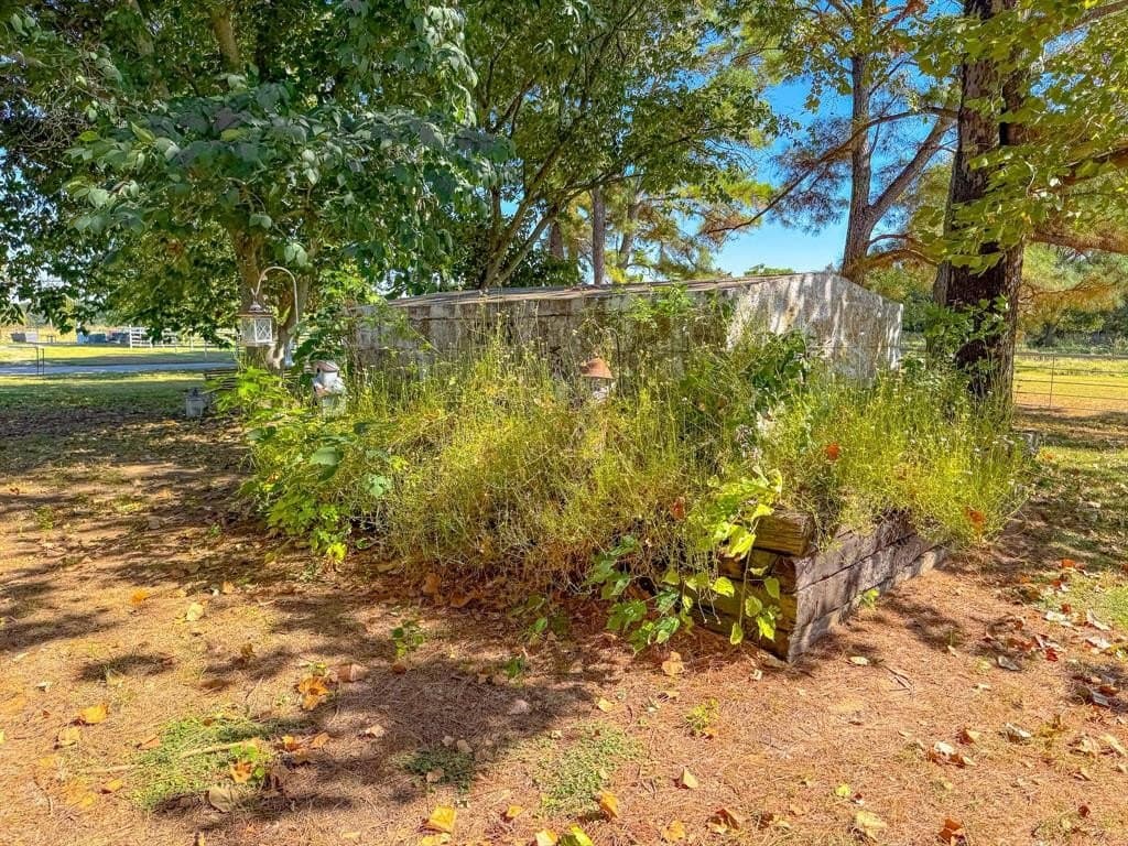 56.84 acres in Navarro County - photo 36