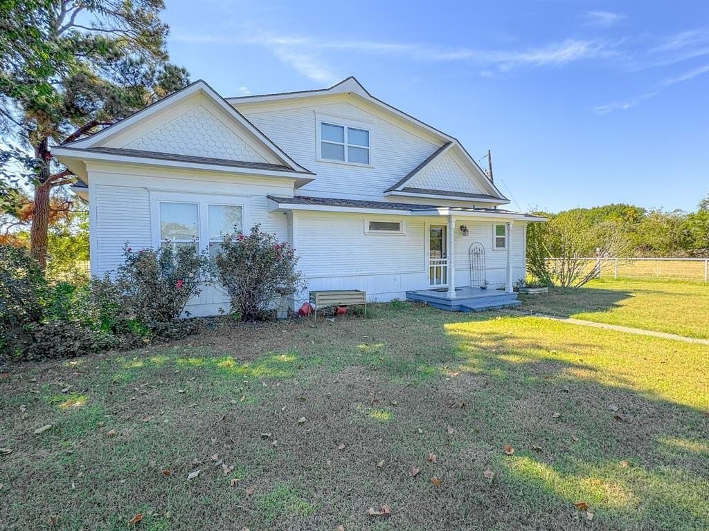 56.84 acres in Navarro County - photo 39