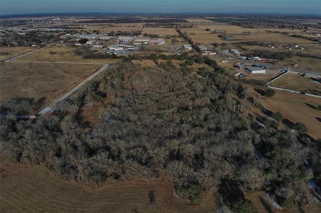 3.31 acres in Hill County - photo 8