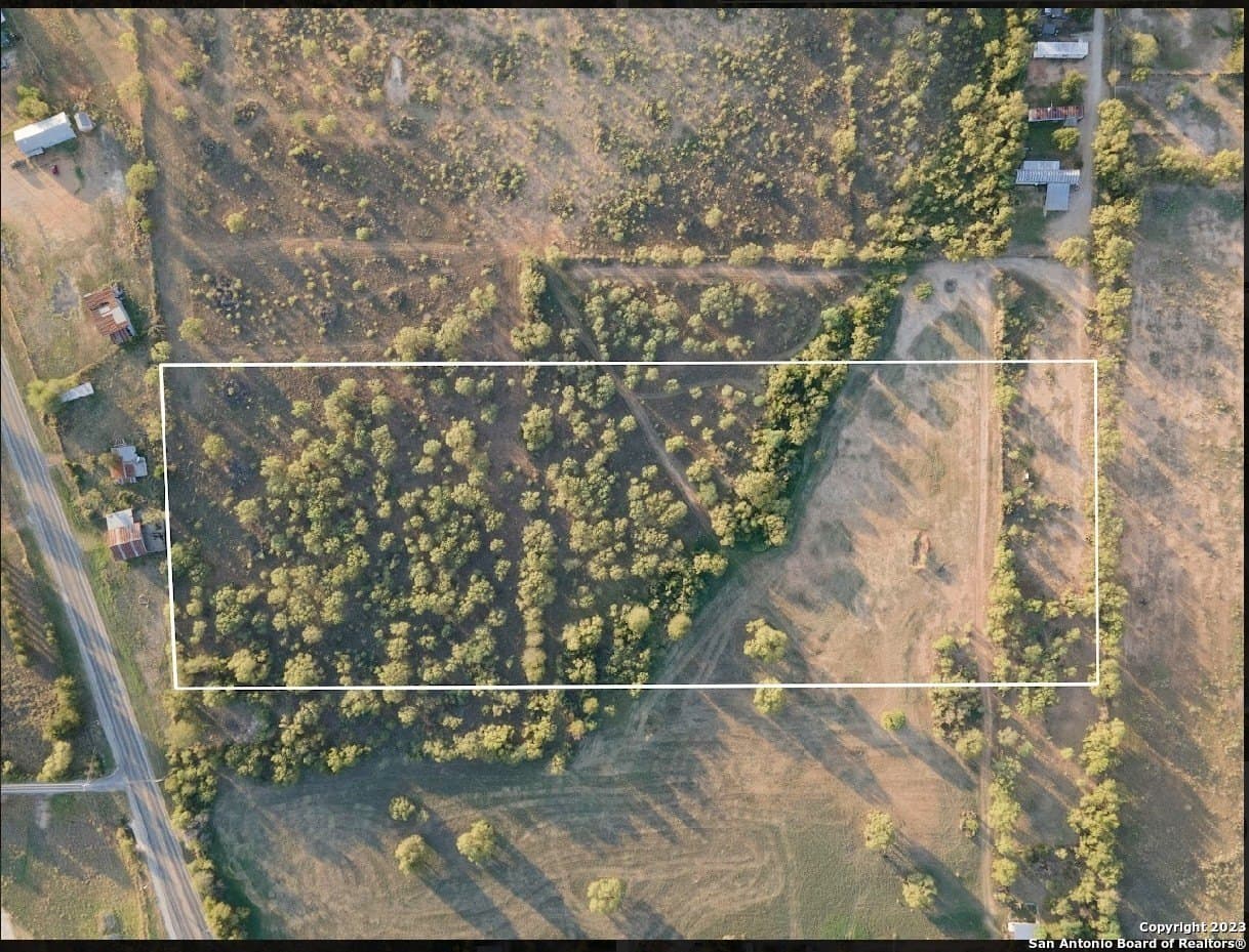 10.5 acres in Frio County - photo 3