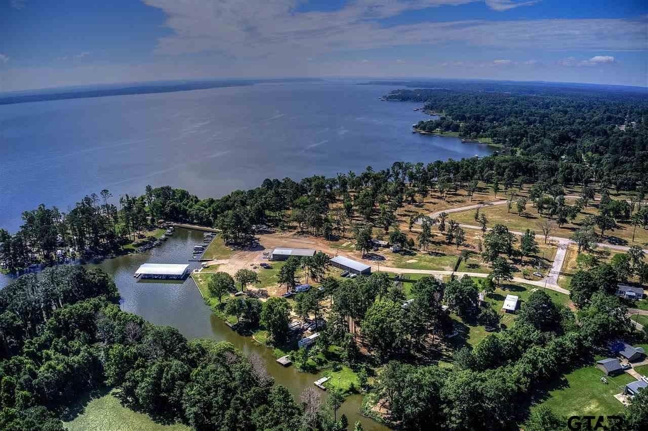 0.74 acres in Henderson County - photo 11