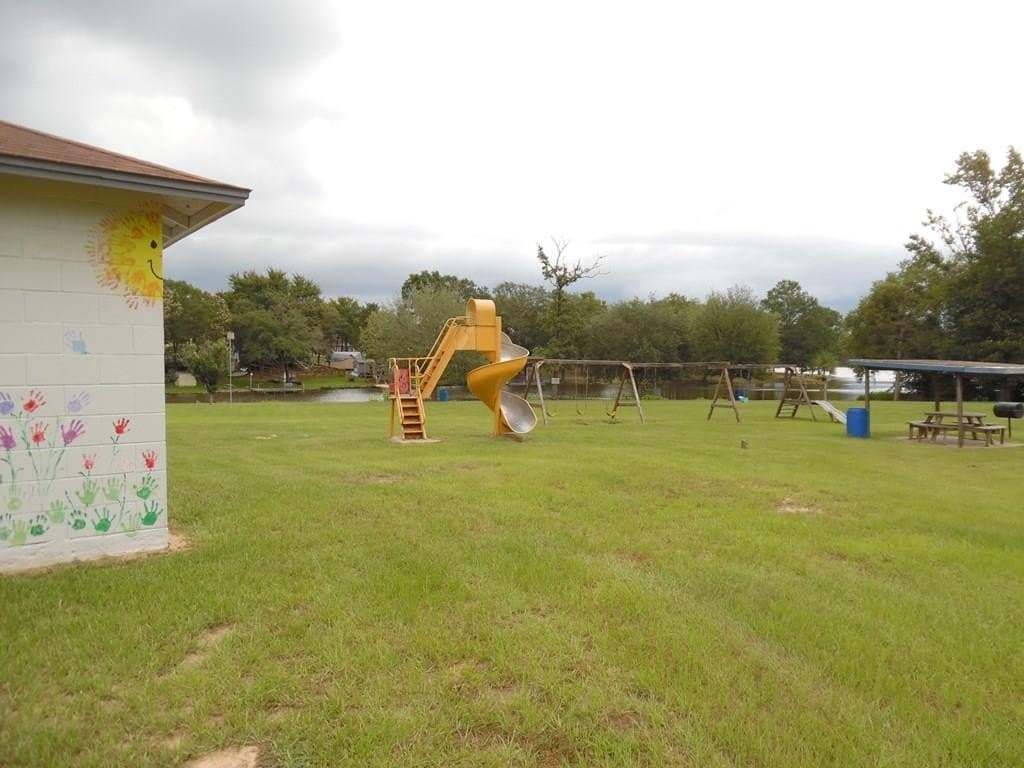 0.17 acres in Van Zandt County - photo 15