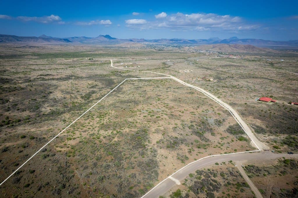 28.48 acres in Brewster County - photo 2
