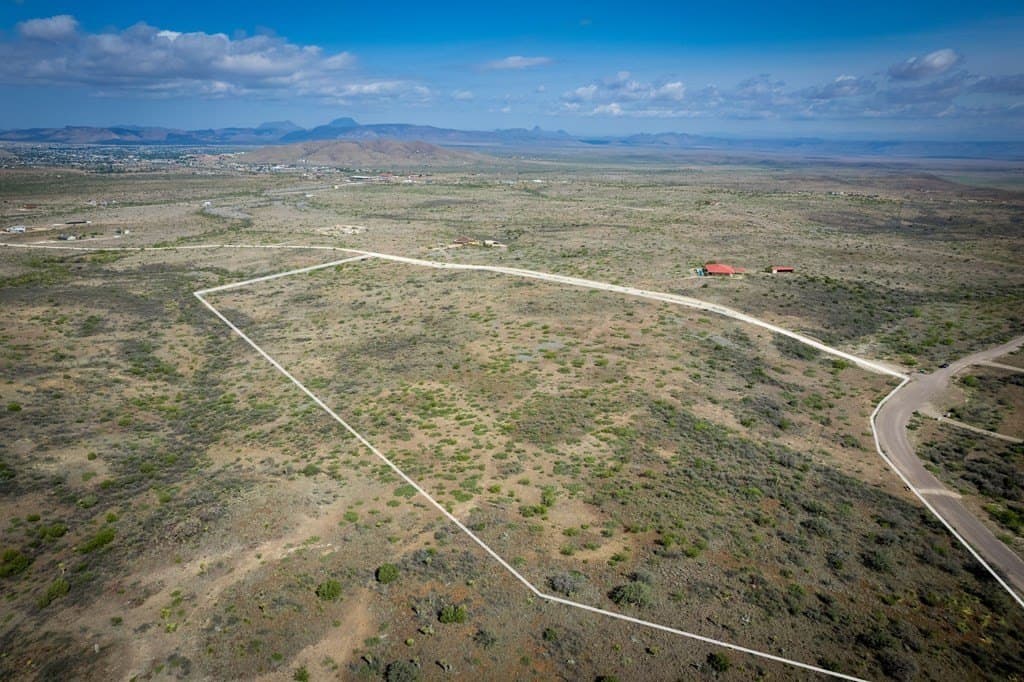 28.48 acres in Brewster County - photo 3