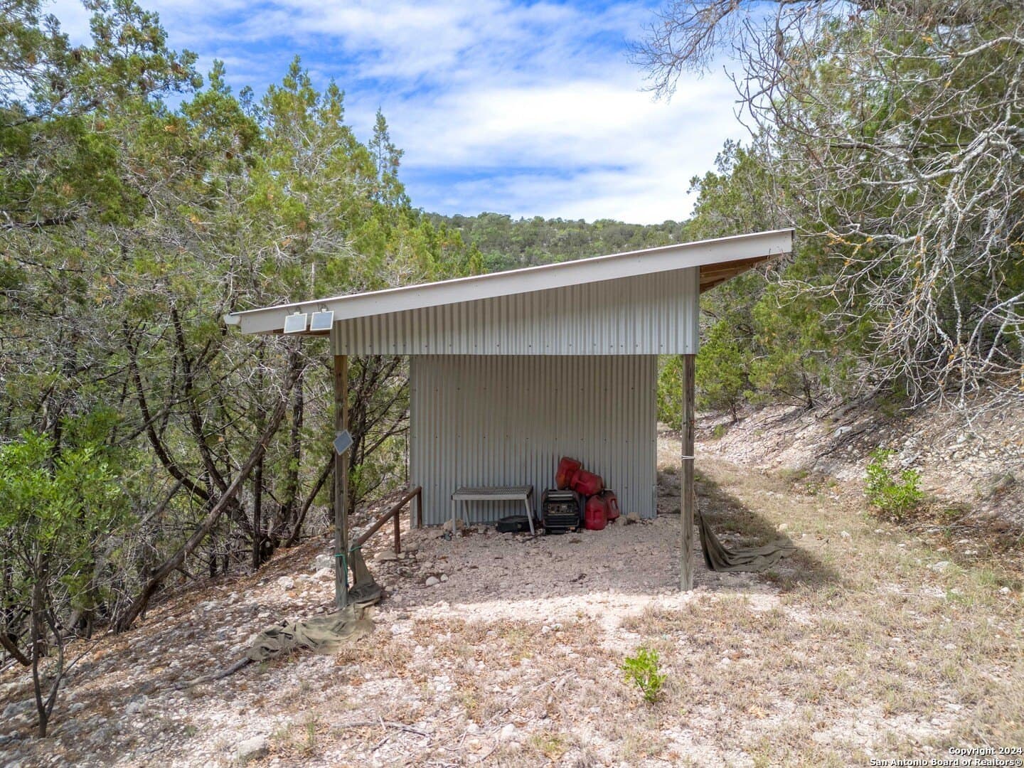 14.83 acres in Bandera County - photo 39