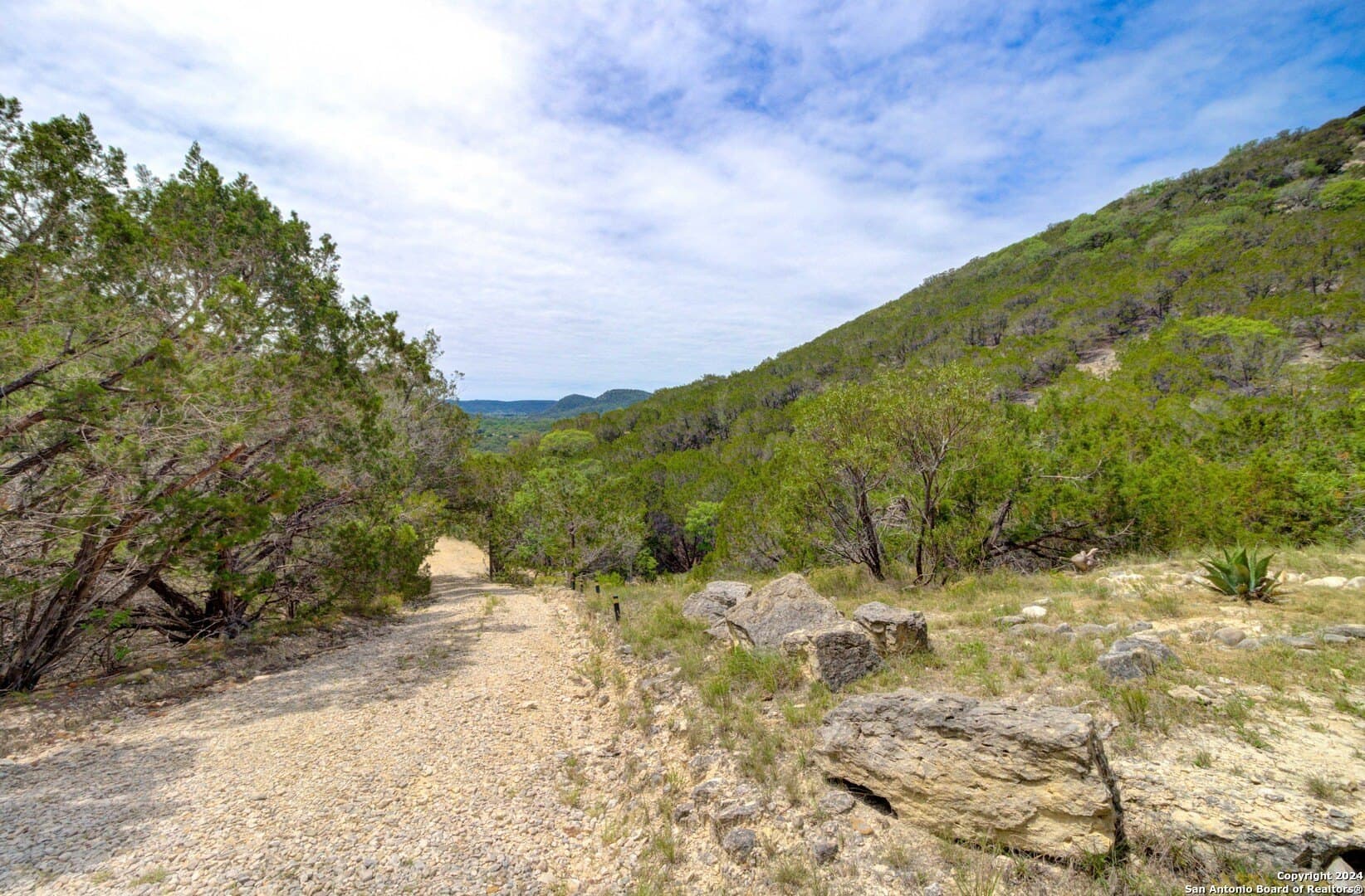 14.83 acres in Bandera County - photo 35