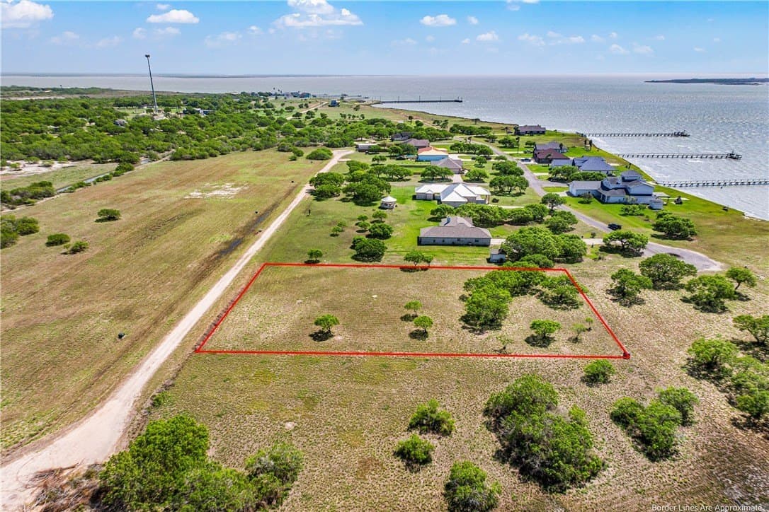 0.85 acres in Kleberg County - photo 4