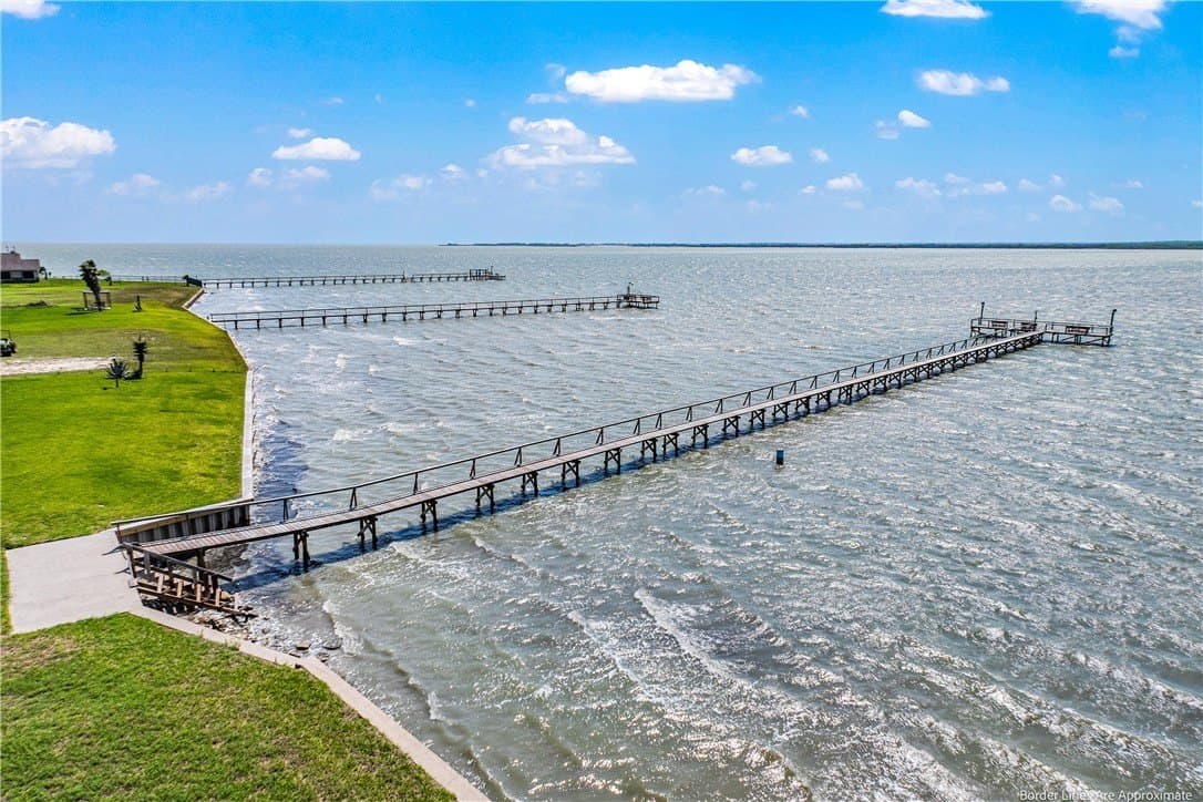 0.85 acres in Kleberg County - photo 9
