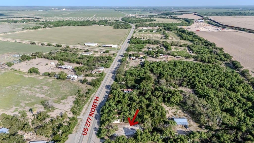 0.15 acres in Maverick County - photo 4