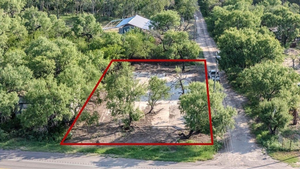 0.15 acres in Maverick County - photo 3