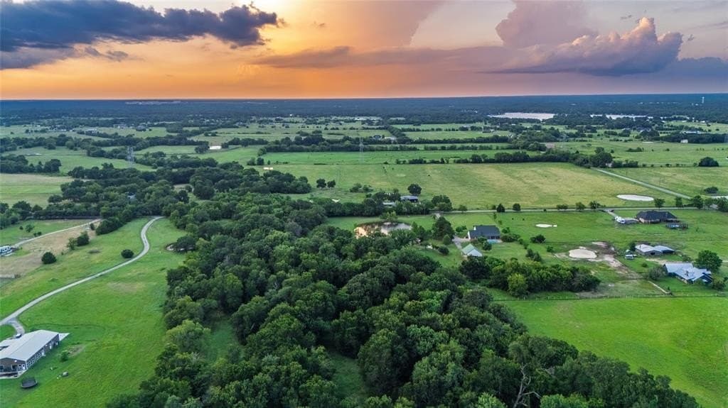 15.4 acres in Hunt County - photo 40