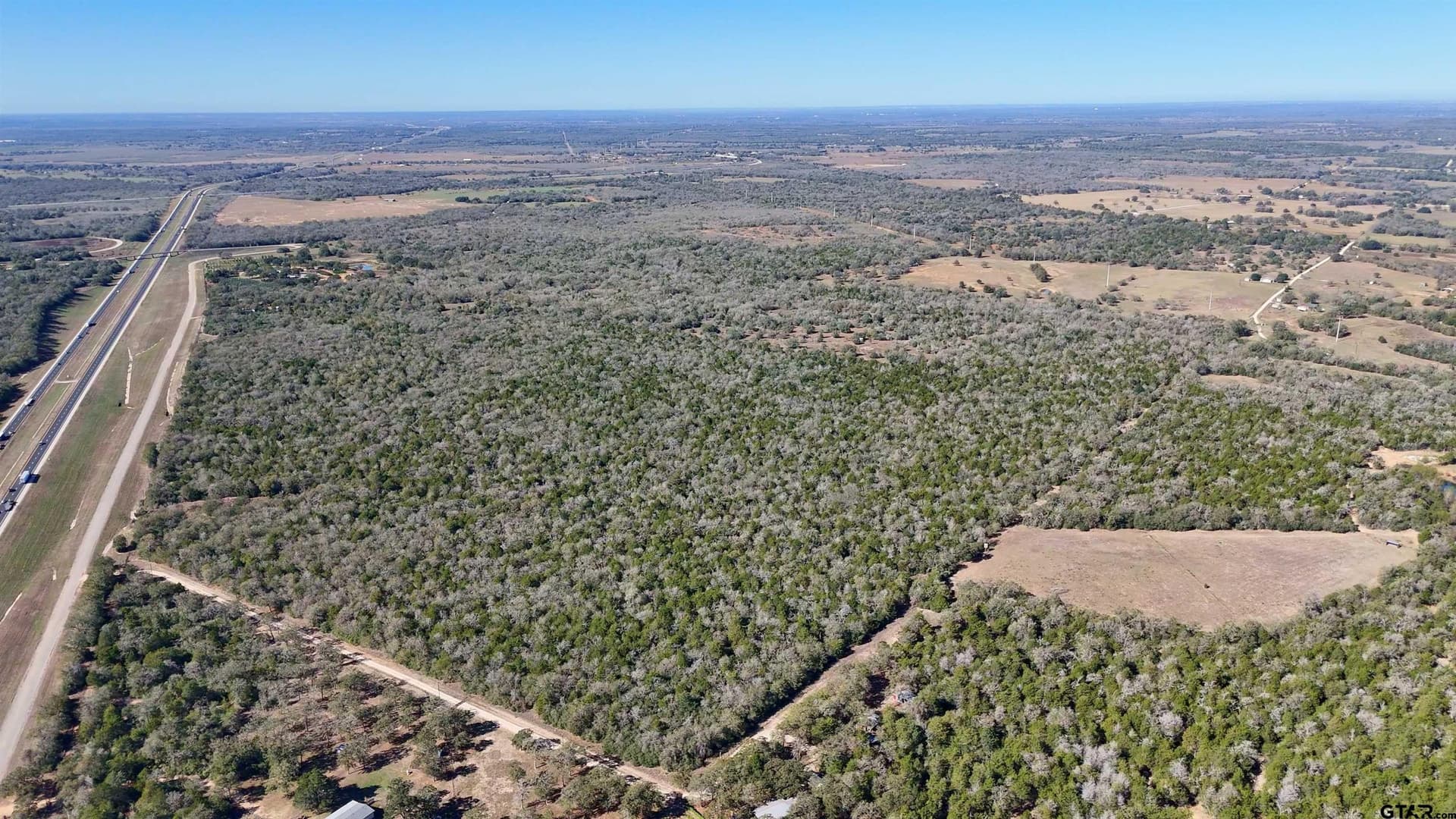 668 acres in Gonzales County - photo 45