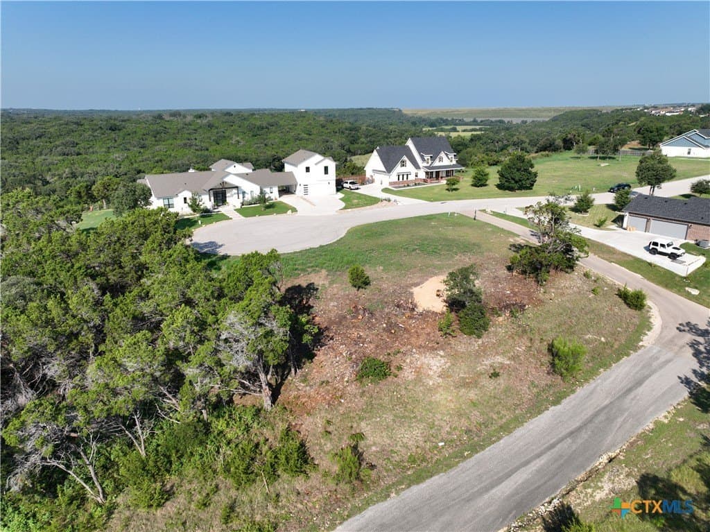 0.85 acres in Bell County - photo 6