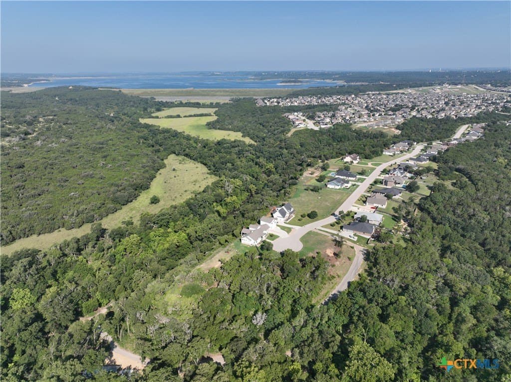 0.85 acres in Bell County - photo 17