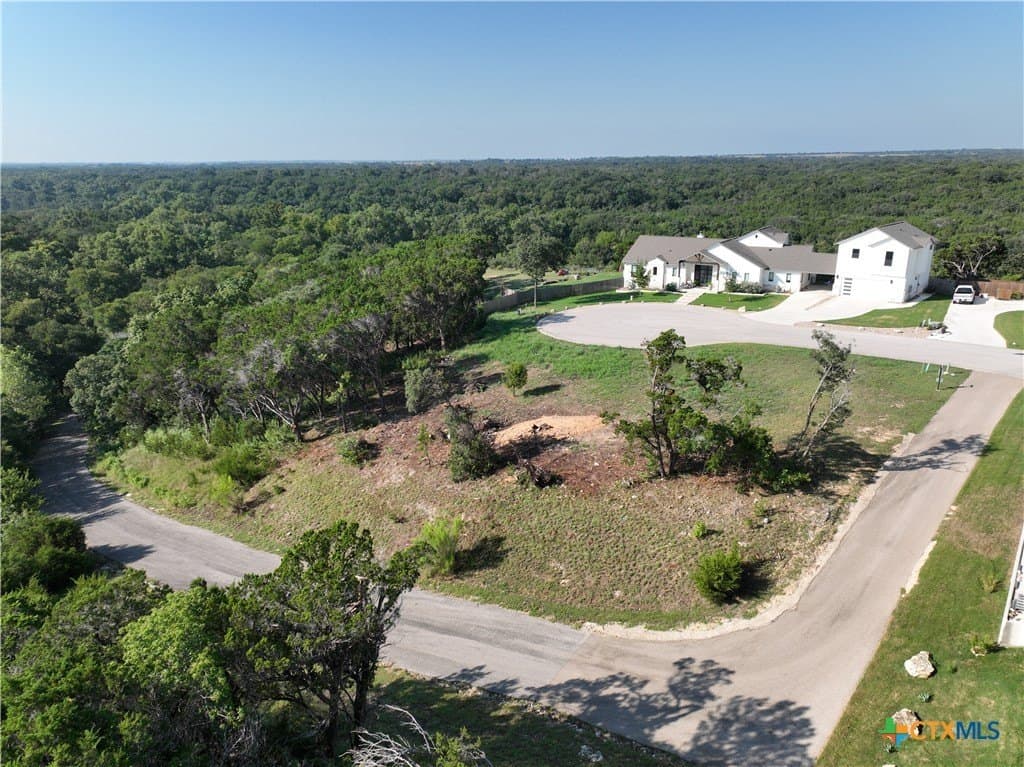 0.85 acres in Bell County - photo 3